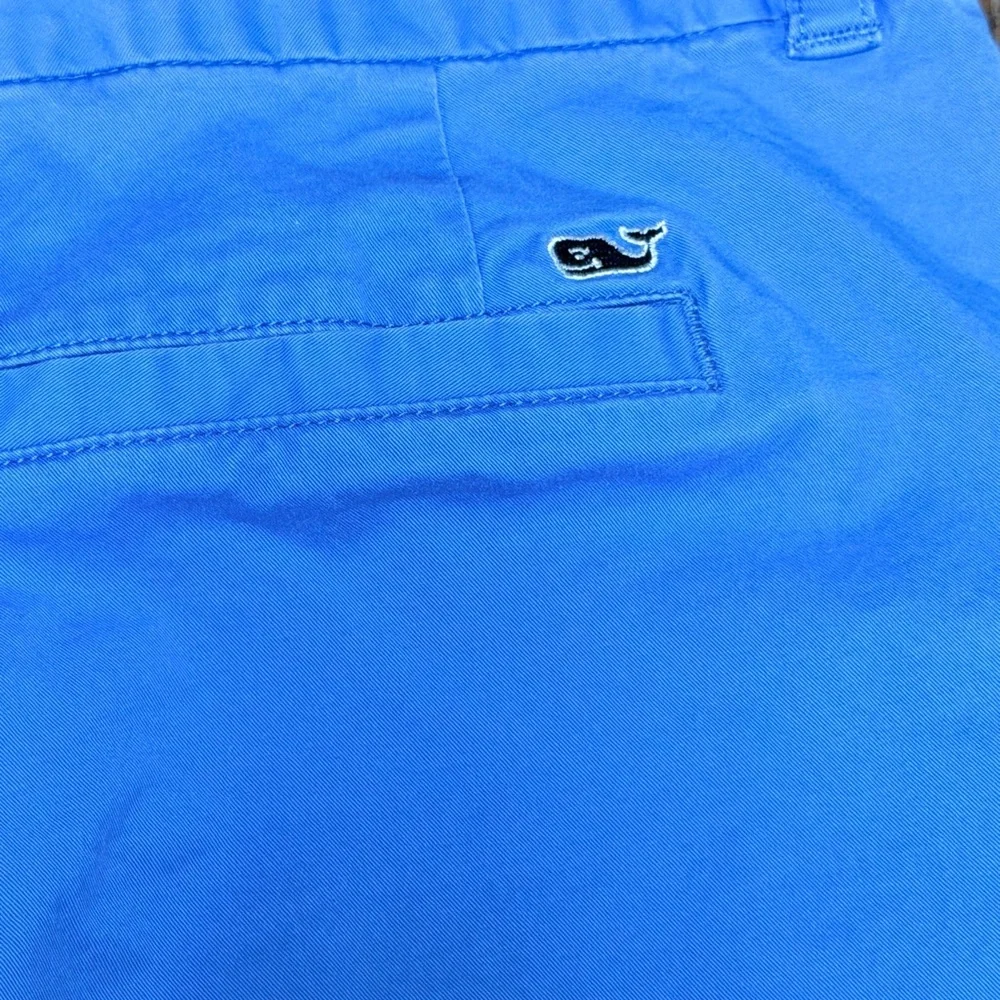 Vineyard Vines Blue Stretch Bermuda /Chino Shorts – Size 2